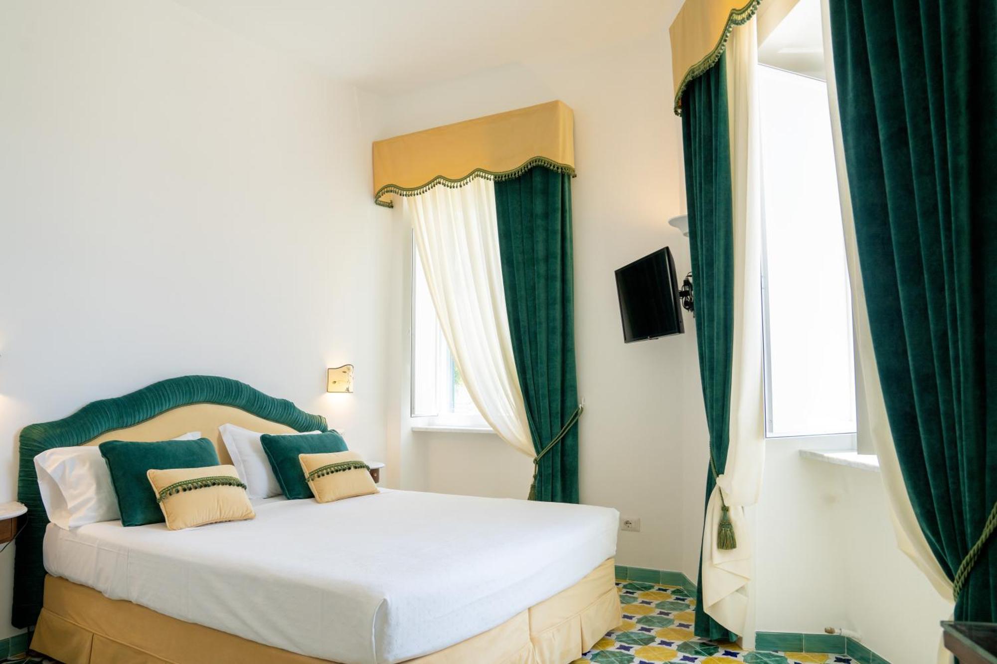 Hotel Luna Convento Amalfi Phòng bức ảnh